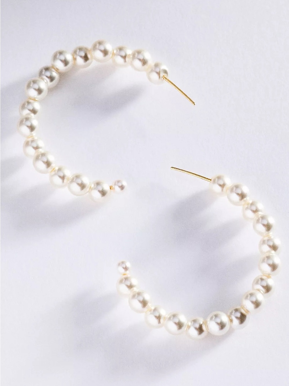 NWT $44 Anthropologie Small Pearl Hoop Earrings 1.5” Length
